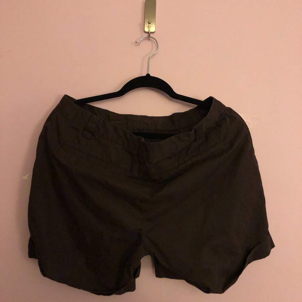 brown shorts